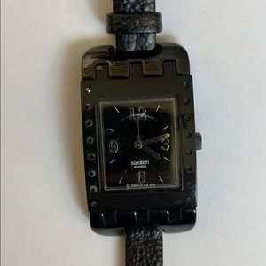 🌈Swatch Black Thin Strap Leather Watch